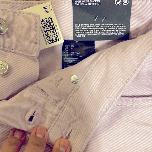 Women’s H&M Divided Light Purple High Waist Denim Shorts - Picture 5 of 5